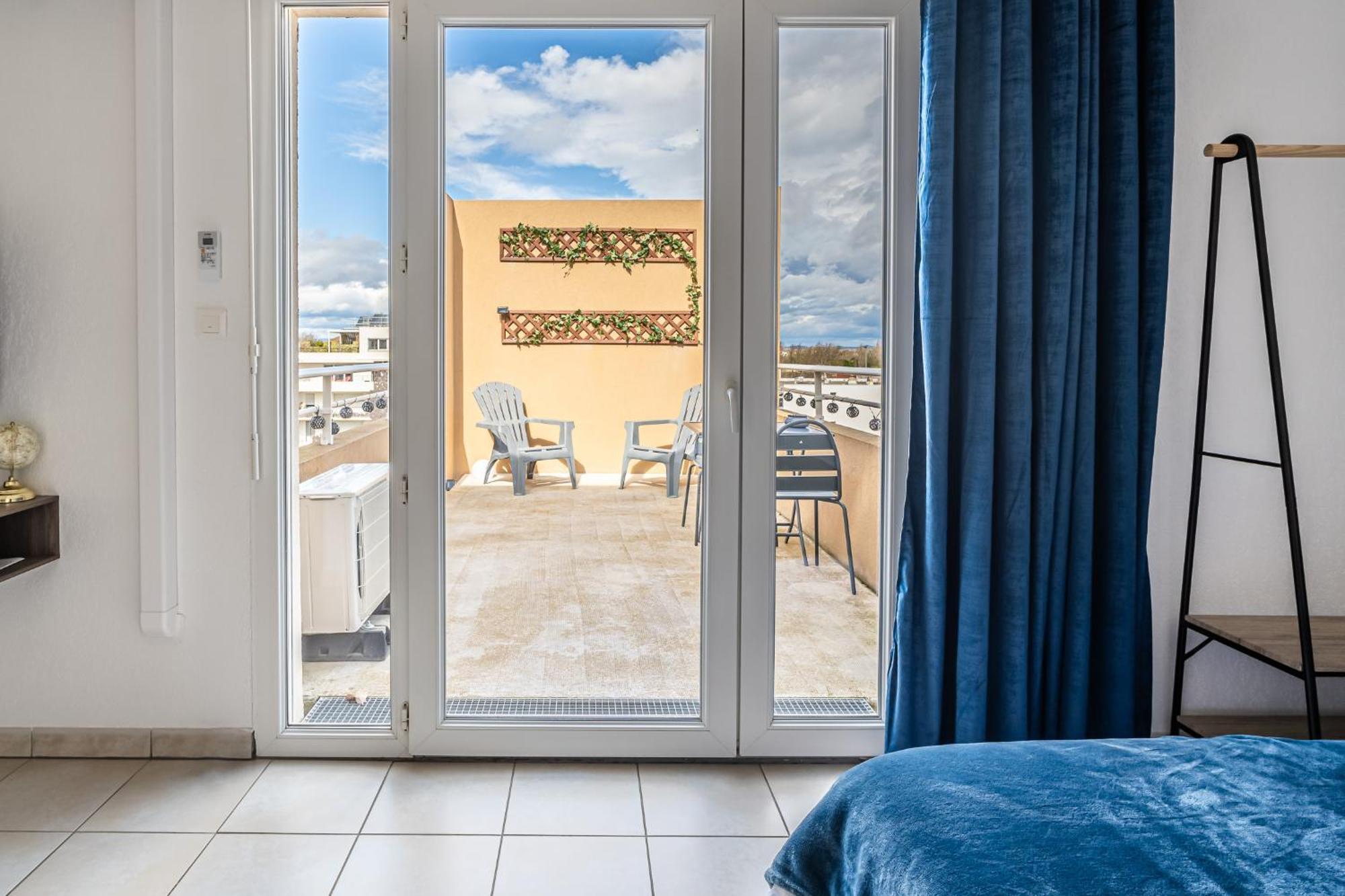 Appartement "Cote Canal", Terrasse , Climatisation , Parking Prive ナルボンヌ エクステリア 写真